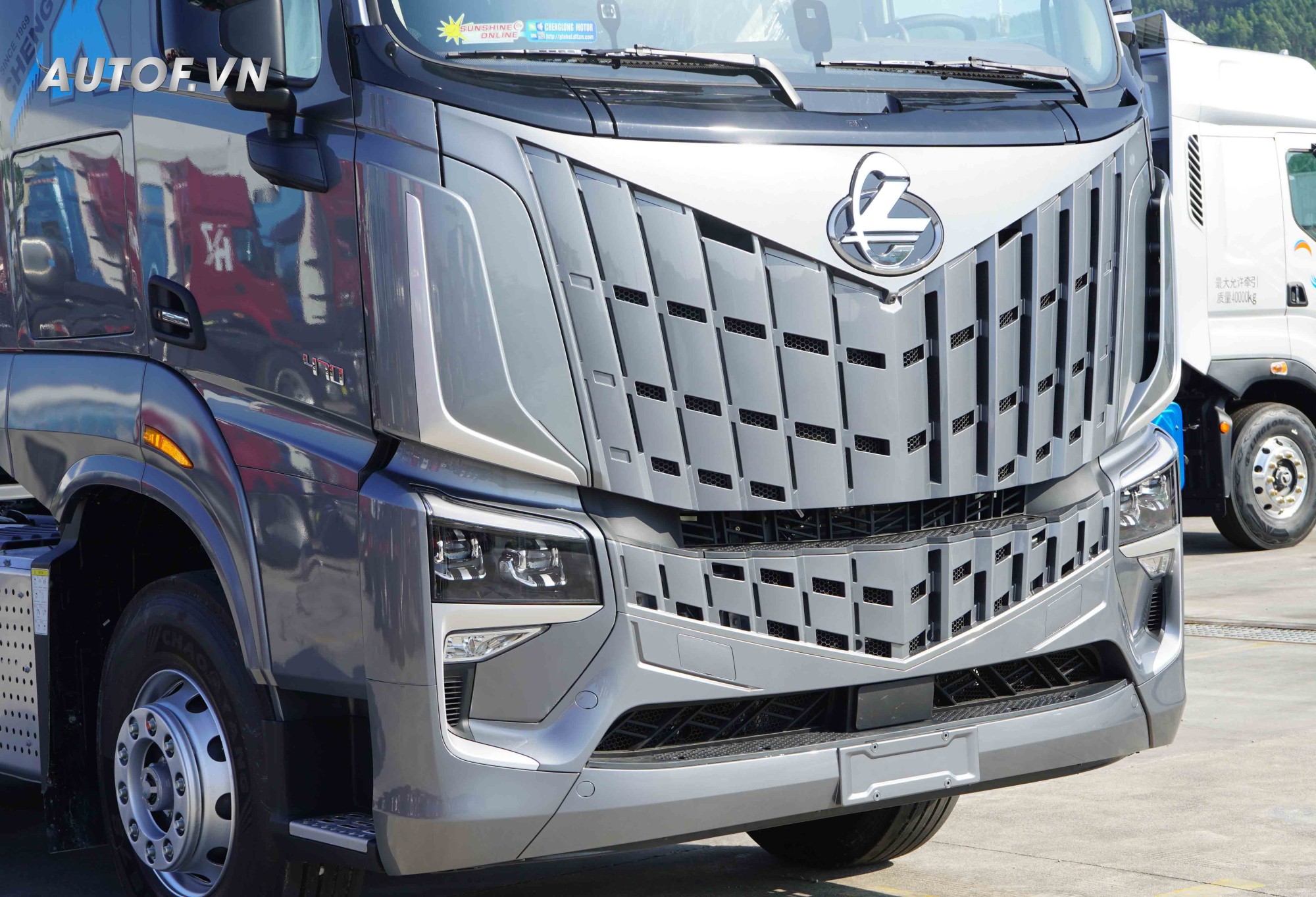 Đầu kéo Chenglong HK 470HP Cầu Láp